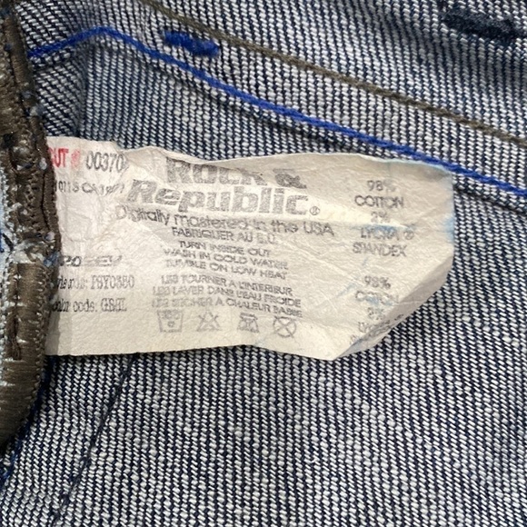 Rock & Republic jeans distressed tapered leg relaxed fit size 28 low rise - Picture 7 of 12